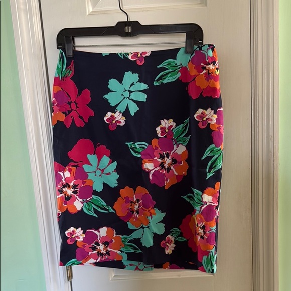 Talbots Bright Colorful Floral Pencil Skirt Classy Workwear Business Size 6p - Picture 1 of 6